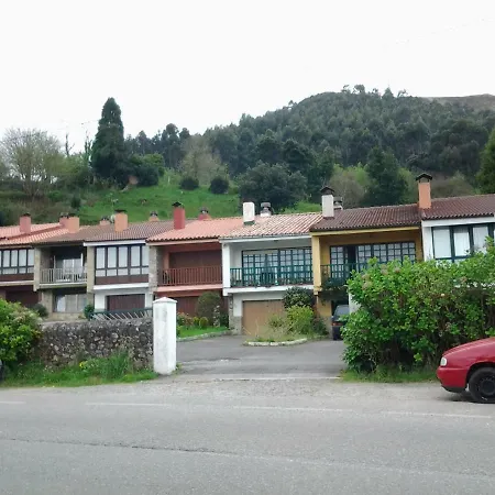 Urbanizacion La Barria 115 Vakantiehuis Nueva De Llanes